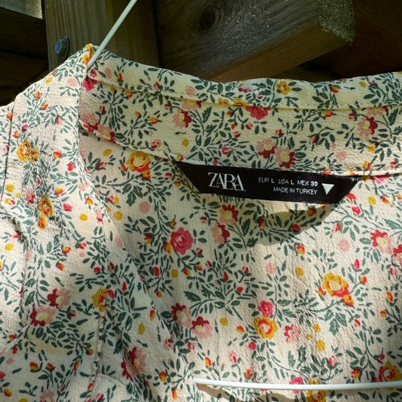 ZARA Ditsy Floral Midi Dress - Picture 3 of 5